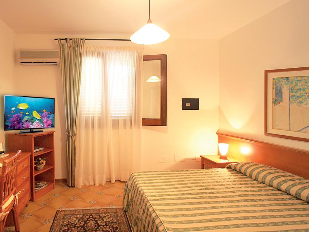 Oasis Hotel Residence Resort ランペドゥーザ エクステリア 写真
