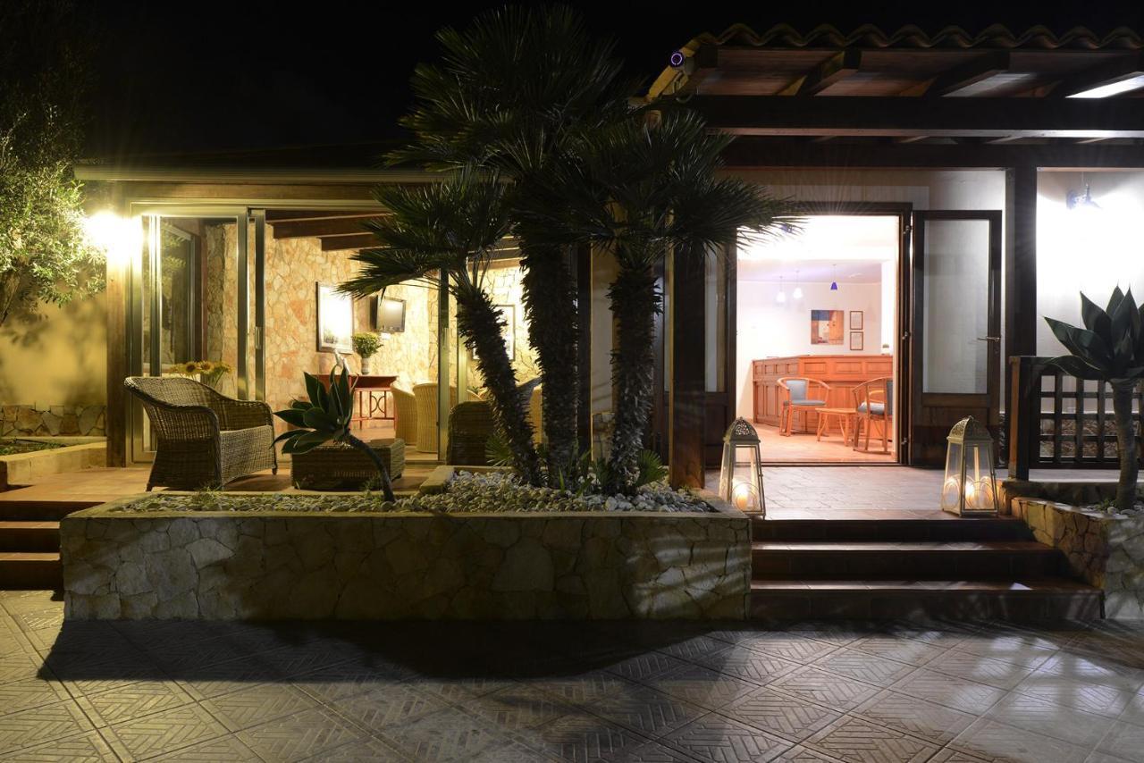 Oasis Hotel Residence Resort ランペドゥーザ エクステリア 写真